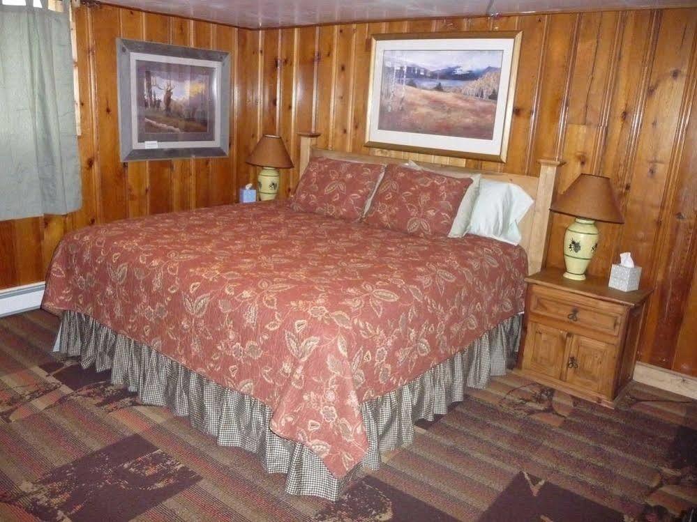 The Twin Lakes Inn Dış mekan fotoğraf